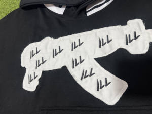 Sudadera con capucha unisex de algodón French Terry de alta calidad, bordado extragrande con efecto desgastado, logotipo personalizado, teñido liso. - Product Image 4