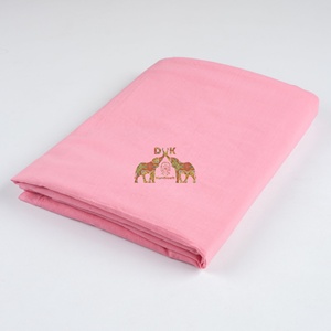 Tissu en coton rose uni, rose bébé, pur coton, doux, respirant, léger et confortable - Product Image 2