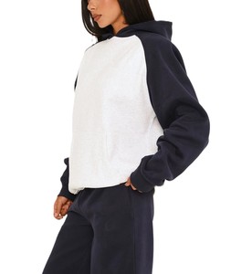Sweat-shirt à capuche personnalisé avec logo, couleur contrastée, pour femme, épaules tombantes, manches longues, en molleton, décontracté - Product Image 3