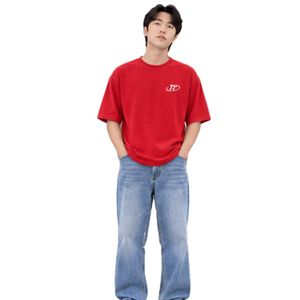 Men's Oversized <b>Red</b> Crew Neck T <b>Shirt</b> with Relaxed Fit Light Blue Jeans Casual Streetwear Outfit - Product Image 1