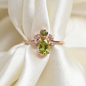 Anillo de Compromiso con Peridoto de Corte Ovalado, Plata de Ley 925, Oro, Lujoso, Hecho a Mano, Piedra Preciosa, Anillo de Nacimiento de Agosto, Joyería para Mujer - Product Image 1