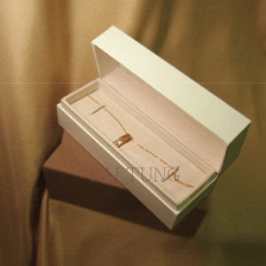 Elegant Rectangle Jewelry Storage Box With Lid Plain Design Printed Brand Logo Customize - Product Image 2