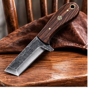 Cuchillo de Acero al Carbono Tipo Bull Cutter, Hecho a Mano, Hoja Fija, Cuchillo Utilitario con Borde Afilado de Acero al Carbono, Mango Duradero, Premium para Exteriores - Product Image 6