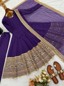 Purple Embroidered Chiffon <b>Shawl</b> With Gold Trim Traditional Ethnic Wear For Women India Pakistan <b>Wedding</b> Engagement - Product Image 4