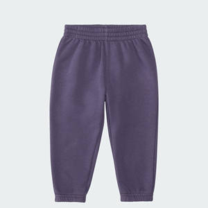 Conjunto deportivo para niños pequeños, color morado oscuro, OEM/ODM, personalizable, conjunto de sudadera y pantalones deportivos. - Product Image 3