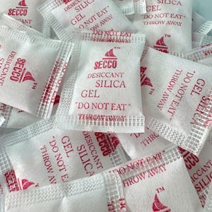 Oferta MOQ baja 1G 2G 3G 5g Pequeñas bolsas desecantes de gel de sílice Varios diseños para el control de humedad de prendas Fábrica de Vietnam - Product Image 2