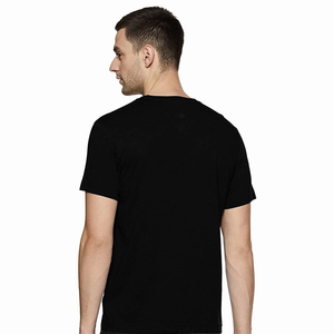 T-shirts décontractés pour hommes sur mesure, en tissu tricoté noir uni avec impression numérique, écologiques, séchage rapide, fabriqués au Pakistan - Product Image 2