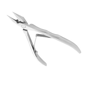 EXPERT 61 Pince à cuticules premium 16 mm en acier inoxydable – Outil professionnel de manucure et pédicure pour instruments de beauté - Product Image 4