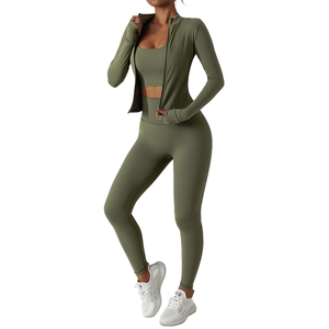 Oferta Especial: Conjunto de Sujetador Deportivo Plisado Nude con Relleno y Espalda Elegante, y Leggings de Yoga Ajustados con Bolsillos - Product Image 1
