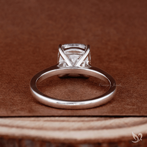 Bague de Fiançailles Solitaire Audacieuse en Diamant de Laboratoire Orange Orné de 3 Carats Taille Coussin, Cadeau d'Anniversaire de Mariage Cathédrale - Product Image 4