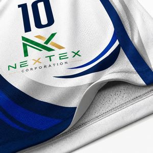 ชุดยูนิฟอร์มบาสเก็ตบอลชายแบบซับลิเมชั่นสั่งทำพิเศษ เสื้อตาข่าย กางเกงขาสั้น ชุดกีฬาสำหรับทีม ชุดแข่งขัน พร้อมปลอกแขน ขายแบบ OEM - Product Image 5
