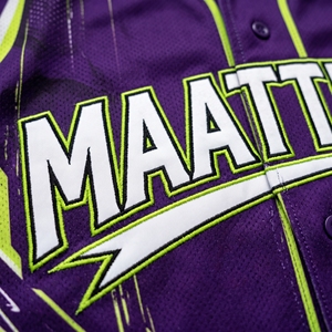 Ensemble de maillot de baseball violet pour hommes avec empiècements vert citron, impression de numéro personnalisée, pantalon de sport, vêtements de sport, fournisseur OEM en gros - Product Image 6