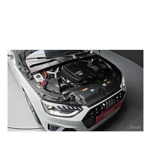 Audi A4 45 TFSI Quattro Premium 2023, 10 240 km, Volant à Gauche, Sièges en Cuir, Caméra Arrière - Product Image 6