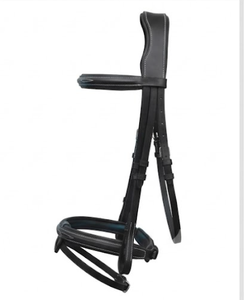 Brida de Caballo de Calidad Premium con Bocado de Estilo Inglés, Cuero Negro, Adornos de Latón Dorado Auténtico y Herraduras - Product Image 4