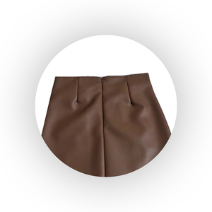 Jupe en cuir véritable personnalisée de qualité supérieure pour femme – Vêtement d'extérieur tendance à prix abordable – Jupes en cuir grande taille pour femme - Product Image 3
