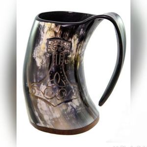 Gobelet en corne naturelle fabriqué à la main tasse à corne à boire sculptée médiévale avec poignée Viking Shot Cup - Product Image 6