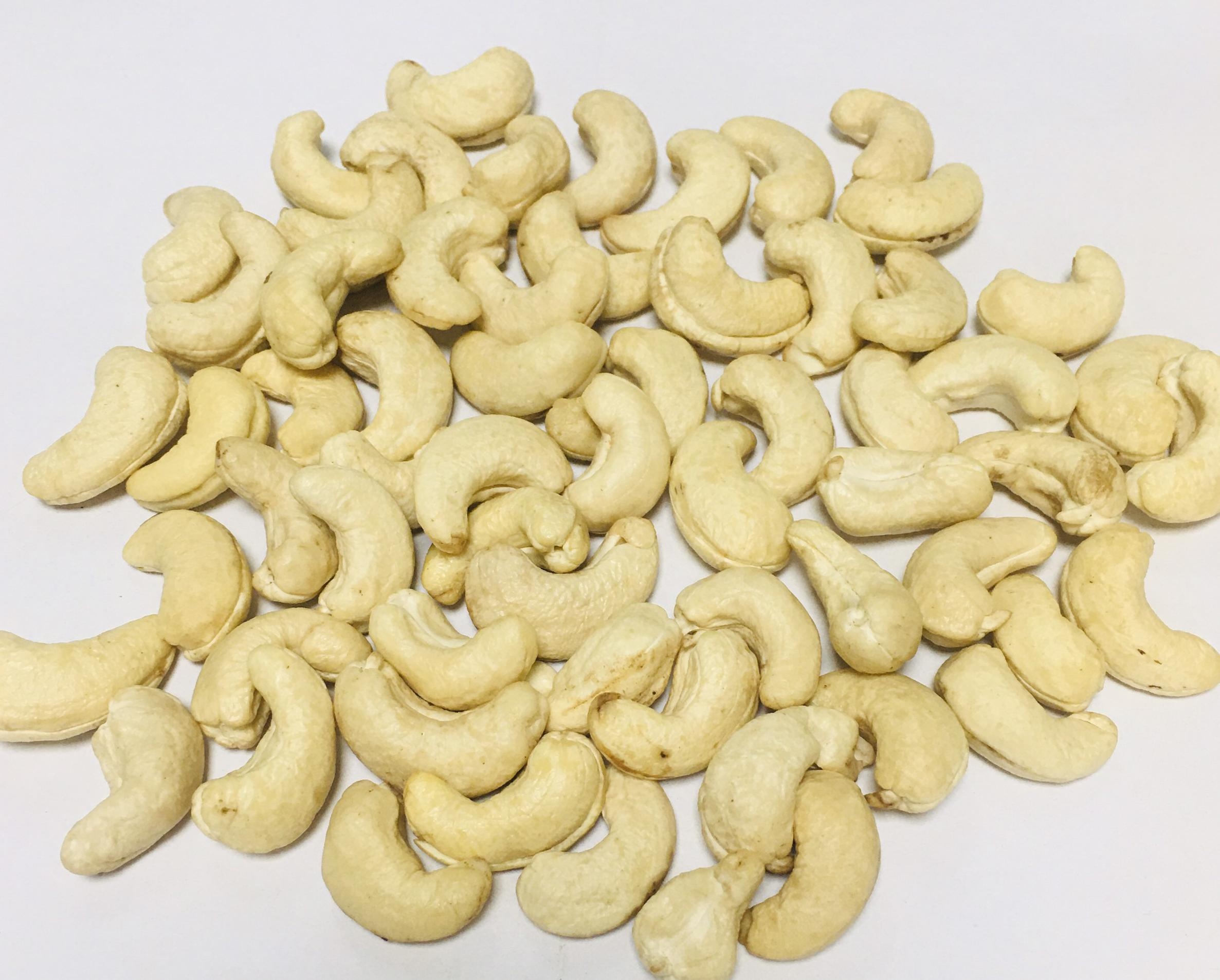 CASHEW NUTS W320 W240 W210 W180 HIGH QUALITY CHEAPEST PRICE FROM VIETNAM