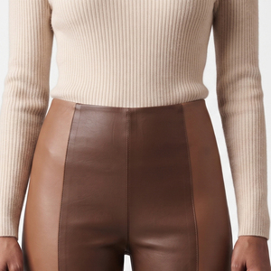 Leggings en cuir premium pour femmes, pantalon de compression en cuir ajusté, pantalon de fitness en cuir pour femmes - Product Image 4