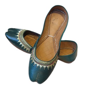 Chaussures Khussa fantaisie antidérapantes de haute couture, design personnalisé, pantoufles Punjabi Jutti, tongs plates, Khussa d'intérieur pour femmes - Product Image 1