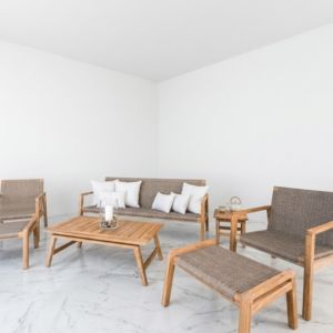 Ensemble de salon de jardin scandinave en teck massif avec banc, fauteuil, ottoman et table basse en corde tressée – Collection de mobilier de jardin - Product Image 1