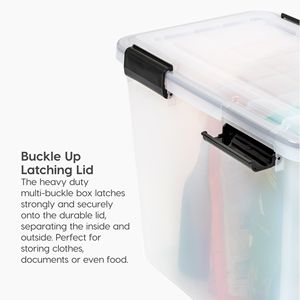 Bac de rangement en plastique hermétique WeatherPro de 30,6 Qt avec boucles de verrouillage sécurisées - Product Image 3