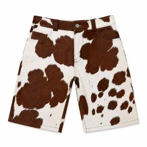 Shorts de Cuero Vacuno para Mujer, Cintura Alta, Cierre de Botones, Cinco Bolsillos, Estilo Casual, Estampado Animal, Corte Regular - Product Image 1