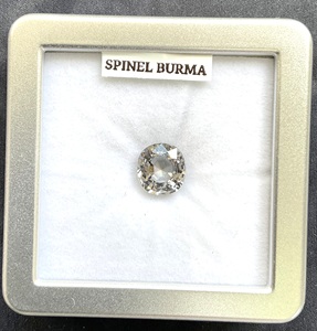Espinela natural de Birmania de 3.60 quilates, corte cojín, para joyería fina, piedra preciosa natural. - Product Image 3