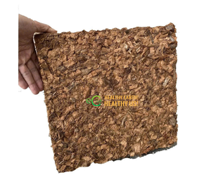 Premium Low EC Coco Peat Coco Peat Husk Chips 100% Natural Coconut Growing Medium for Agriculture and Greenhouse - Product Image 3