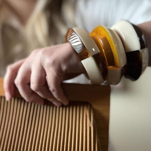 Elegant Resin Art Craft Bangle, Handmade <b>Bracelet</b> Jewelry for Women, Lightweight Stylish Daily Wear Fashion - Product Image 3