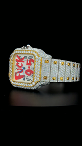 Reloj de hombre clásico con esfera romana y fecha, completamente cubierto de diamantes de moissanita redondos en dos tonos, oro y blanco, personalizado. - Product Image 2