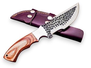 Couteau de chasse et de camping Nordic Forge 1095 en acier, modèle Tracker, avec étui, fabrication artisanale, lame pleine longueur, manche en bois Pakka - Product Image 3