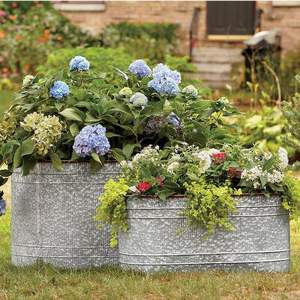 Jardinière décorative galvanisée pour patio, balcon et pelouse, offrant un aspect élégant - Product Image 3