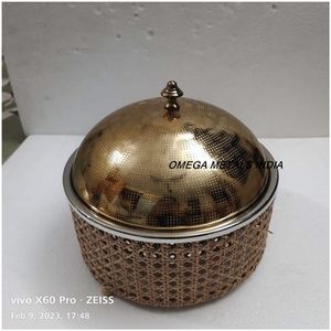 Casserole de service isolée en métal de haute qualité et réchauffeur d'aliments pour la cuisine à domicile et le restaurant - Product Image 5