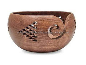 Cuenco de hilo de madera hecho a mano, soporte de hilo de palisandro, caja de almacenamiento de hilo de ganchillo, cuenco de bola de hilo, regalo para cumpleaños de madre - Product Image 1