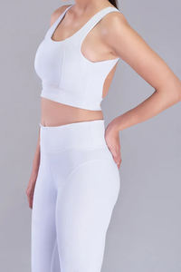 Ropa de Yoga Hecha a Medida en Tallas Grandes, Sin Mangas, Servicio OEM, Calidad Premium, Nueva Llegada, Ropa Deportiva para Mujer, Bra Deportivo, Leggings y Cinturón - Product Image 4