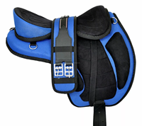 Silla de Montar Inglesa Freemax de Madera Sintética, Diseño Ligero y Flexible, Cómoda para Montar a Caballo, Acolchado Suave y Duradero