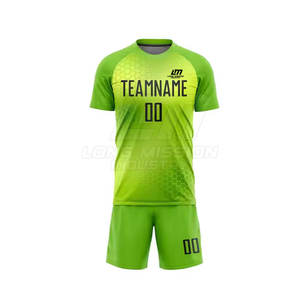 Tenue de football personnalisée en couleur, en vente en ligne, fabriquée au Pakistan, vêtements de sport, uniforme de football - Product Image 2