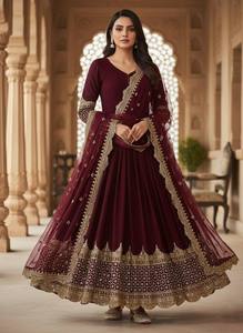Ramdev Trading, Ropa Étnica India y Pakistaní al por Mayor, Diseñador de Conjuntos Kurti Modernos en Faux Georgette, Fabricante de Lehenga para Novias y Fiestas - Product Image 2