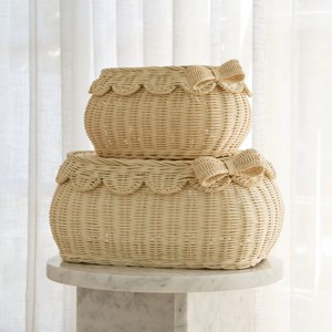 Juego de Cestas de Mimbre Hechas a Mano en Vietnam, Ecológicas, 2 Elegantes Cestas de Almacenamiento con Borde Festoneado y Tapa, Multiusos para Guardería - Product Image 2