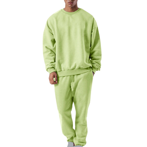 Trajes Deportivos Casuales para Hombre, Corte Ajustado, Precio al por Mayor, Trajes Deportivos para Hombre para Actividades al Aire Libre con Envío y Entrega - Product Image 1