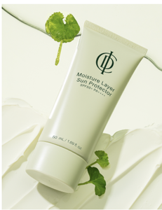 Lotion hydratante anti-âge blanchissante CD Moisture Layer Sun Protector SPF50+ PA+++ en tube - Product Image 2
