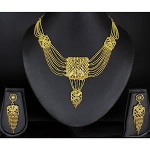 Parure de bijoux collier avec boucles d'oreilles en laiton plaqué or pur parure de bijoux collier design haute qualité Émirats arabes unis Dubaï - Product Image 5