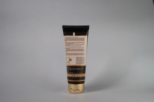 FLYVY Mascarilla Limpiadora Facial 3 en 1 con Lodo del Mar Muerto, Exfoliante, Limpieza Profunda, Eliminador de Puntos Negros, Antienvejecimiento, para Todo Tipo de Piel - Product Image 2