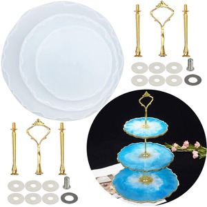 Support à gâteau en résine de qualité supérieure, construction durable avec finition brillante, idéal pour la présentation de desserts et une présentation de table élégante et stylée. - Product Image 1