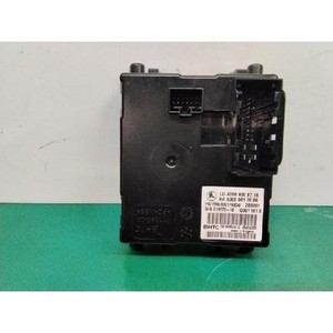 ECUs y Módulos de Computación Usados de Clase E A0009008718 - Product Image 1