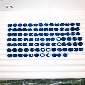 พลอยไพลินสีน้ำเงินคุณภาพพรีเมียม รูปทรงวงรี ชุด 95 ชิ้น คันชานา ผ่านการอบความร้อน น้ำหนัก 89.89 กะรัต เกรด 3A โทนสีน้ำเงิน สำหรับทำจี้เครื่องประดับ - Product Image 2