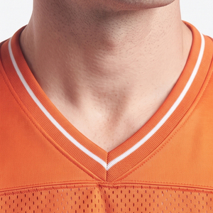 Camiseta de Fútbol Americano Unisex Naranja con Cuello en V, Malla Transpirable de Poliéster, Manga Corta, Corte Regular, Ropa para Primavera, Verano e Invierno - Product Image 1