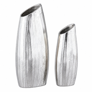 Juego de Floreros Modernos de Aluminio Plateado Texturizado, Centro de Mesa de Metal Hecho a Mano de Lujo para Decoración Minimalista del Hogar y Hoteles - Product Image 1