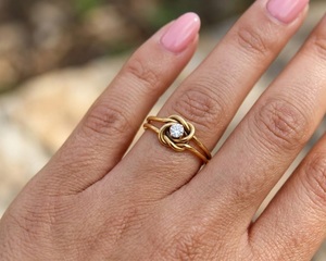 Bague de Fiançailles et de Promesse Antique en Or Massif 18K Style Victorien avec Diamant de Laboratoire, Nœud d'Amoureux Français, Cadeau Romantique Antique - Product Image 6