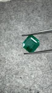 Pierre précieuse naturelle de 2,61 ct, taille émeraude, facettée, coupe octogonale, pour la fabrication de bijoux, provenant de Zambie - Product Image 2